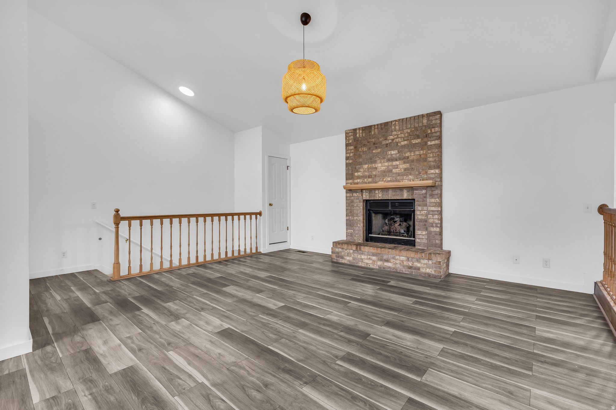 CLOVER RIDGE - Residential