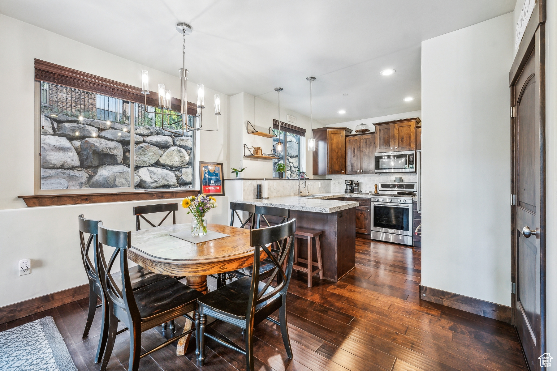 Kamas, Utah 84036, United States, 3 Bedrooms Bedrooms, ,2 BathroomsBathrooms,Residential,Pending,53585