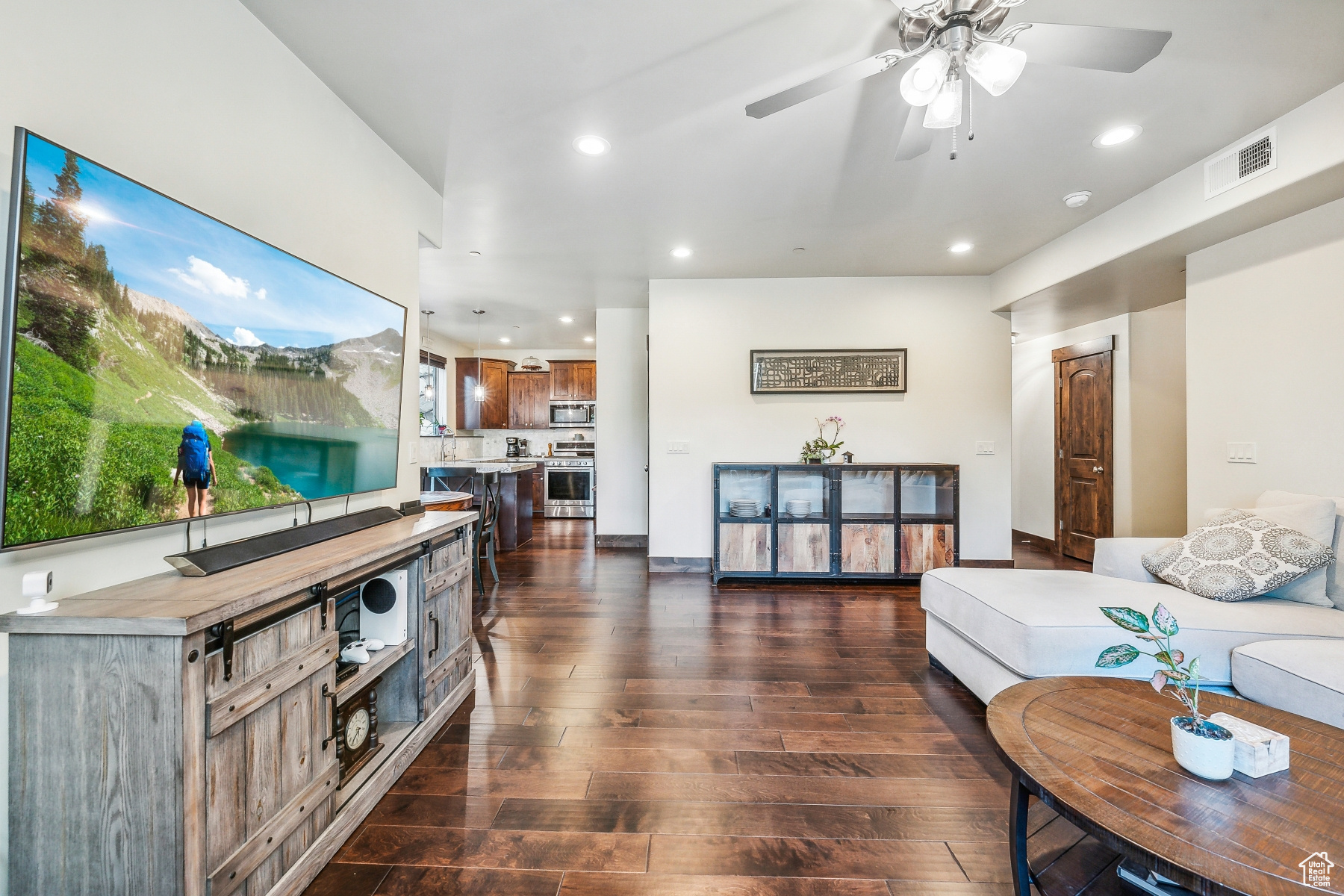 Kamas, Utah 84036, United States, 3 Bedrooms Bedrooms, ,2 BathroomsBathrooms,Residential,Pending,53585