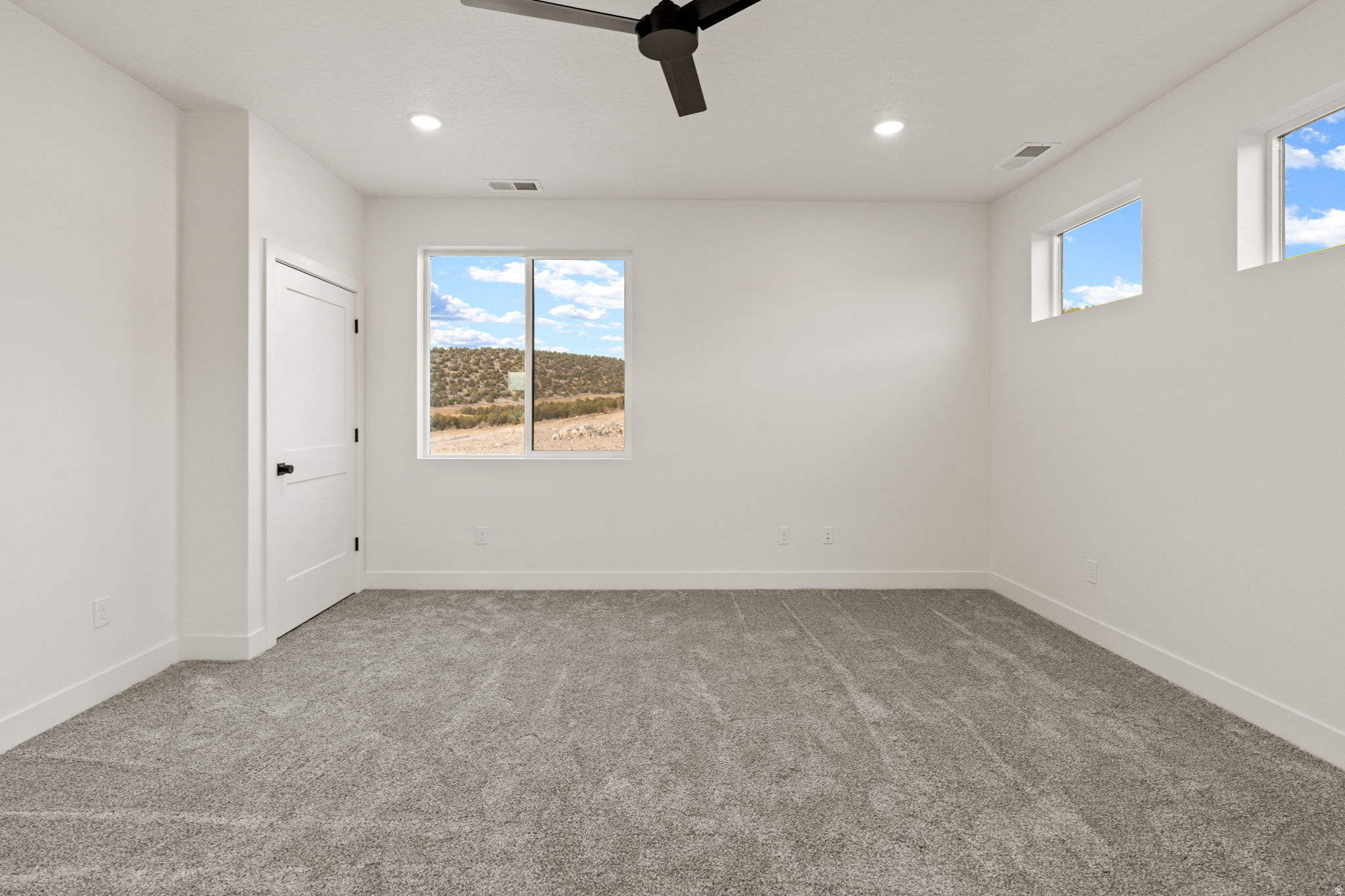 THE VALLEY AT SOUTH MOUNTIAN - Residential