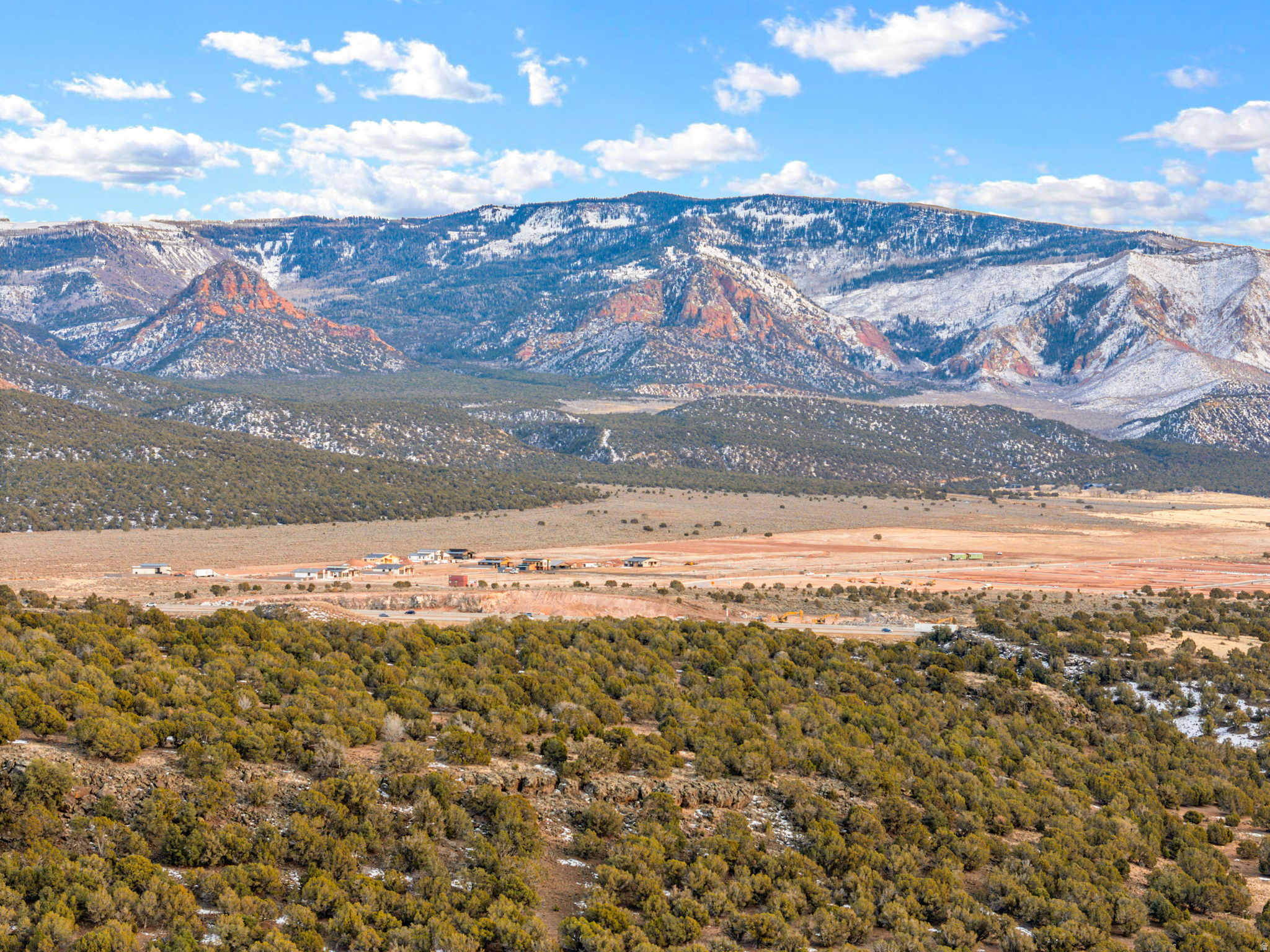 THE VALLEY AT SOUTH MOUNTIAN - Residential