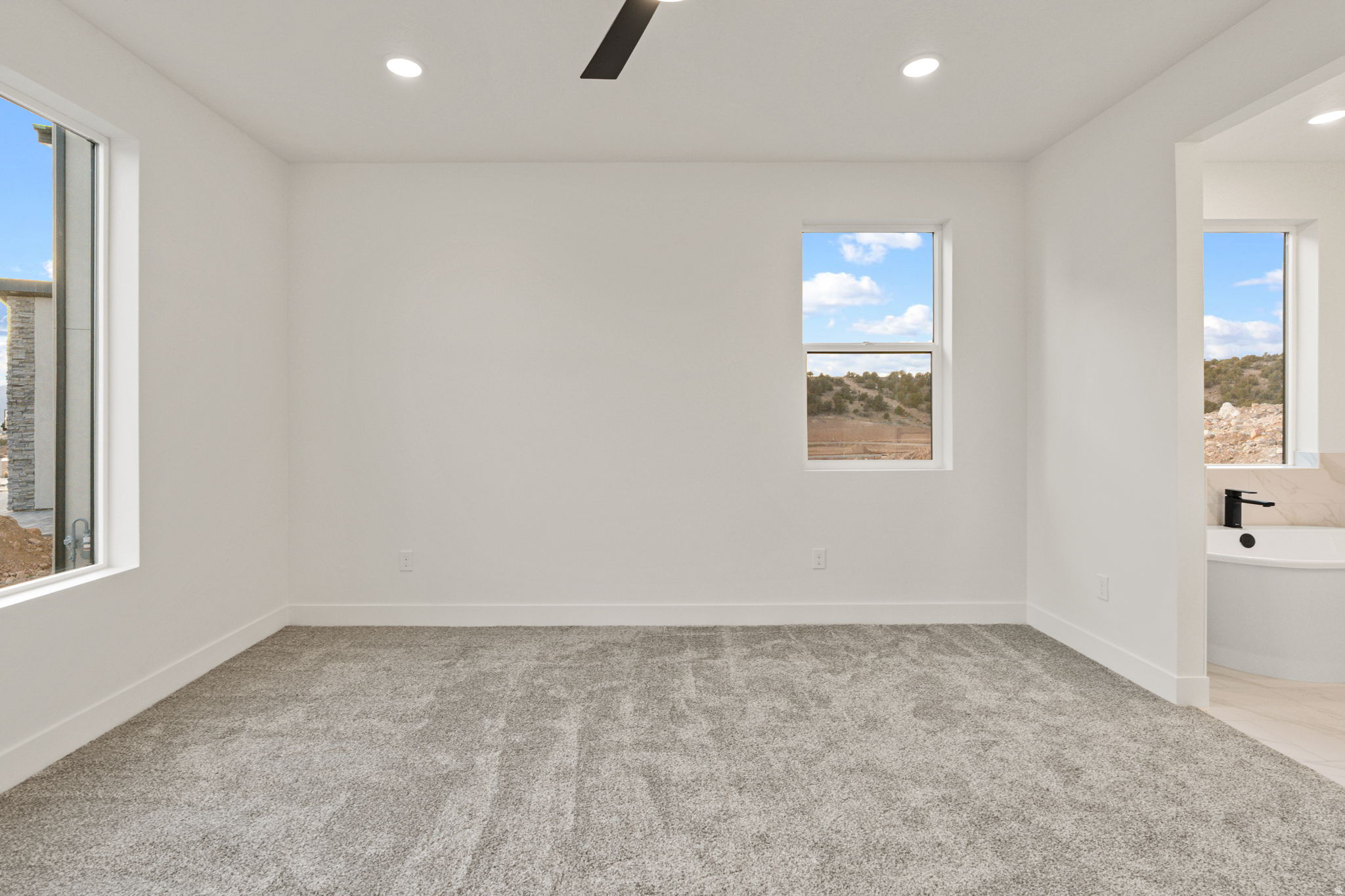 THE VALLEY AT SOUTH MOUNTIAN - Residential