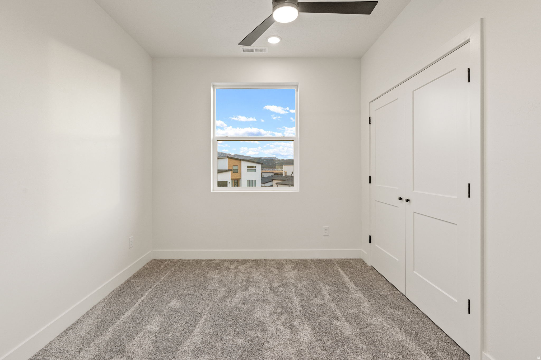 THE VALLEY AT SOUTH MOUNTIAN - Residential