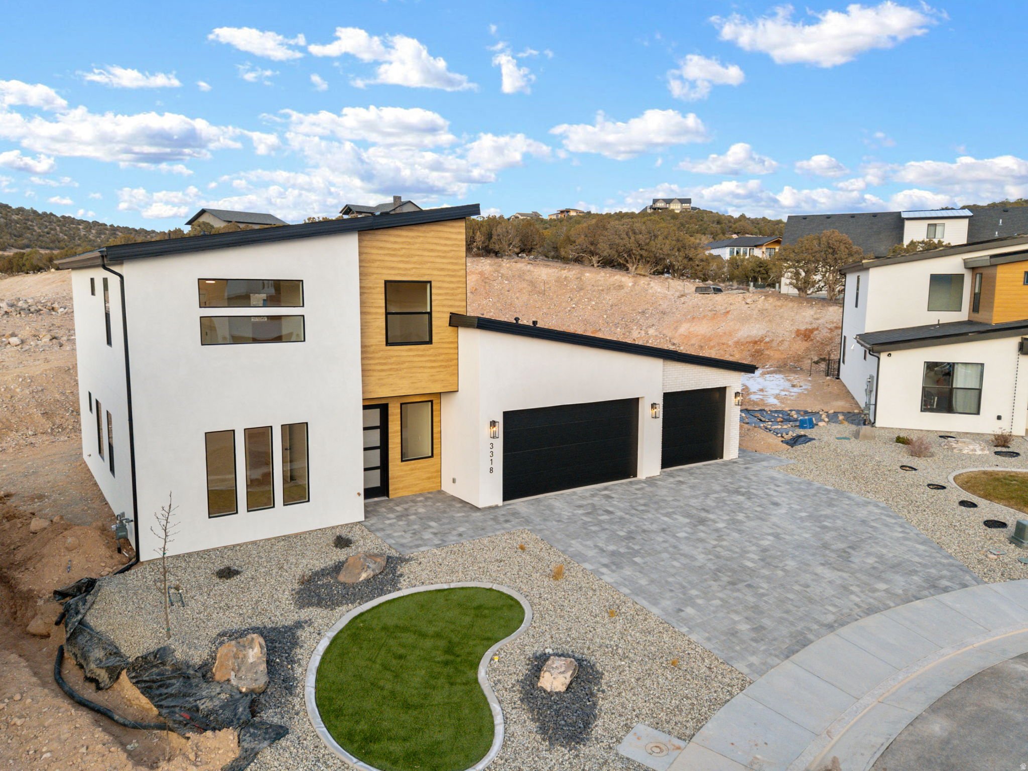 THE VALLEY AT SOUTH MOUNTIAN - Residential