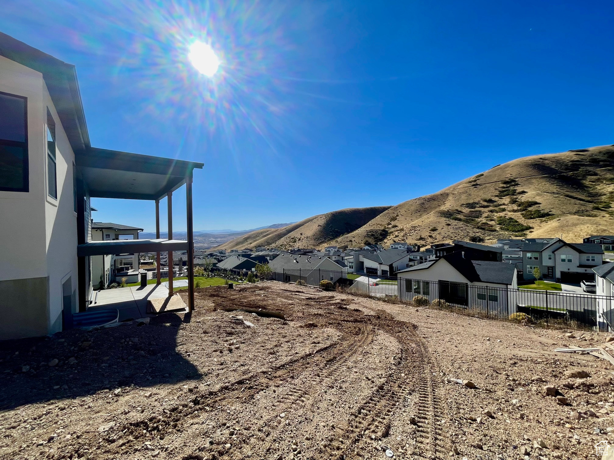 CANYON POINT - Residential