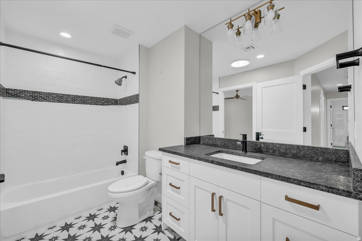 COVE AT LITTLE VALLEY PH 2 - Residential