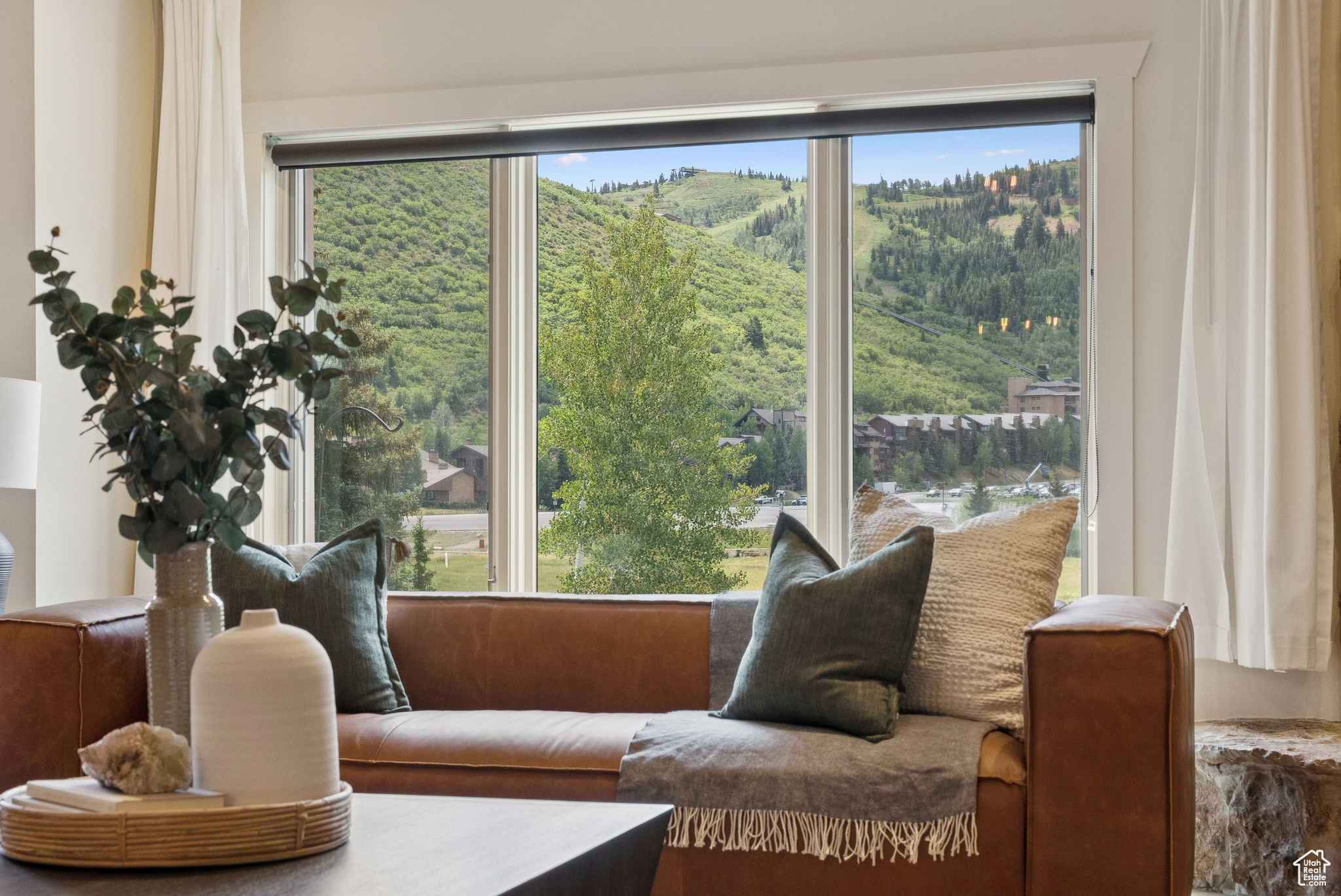 FAWNGROVE CONDOMINIU - Residential