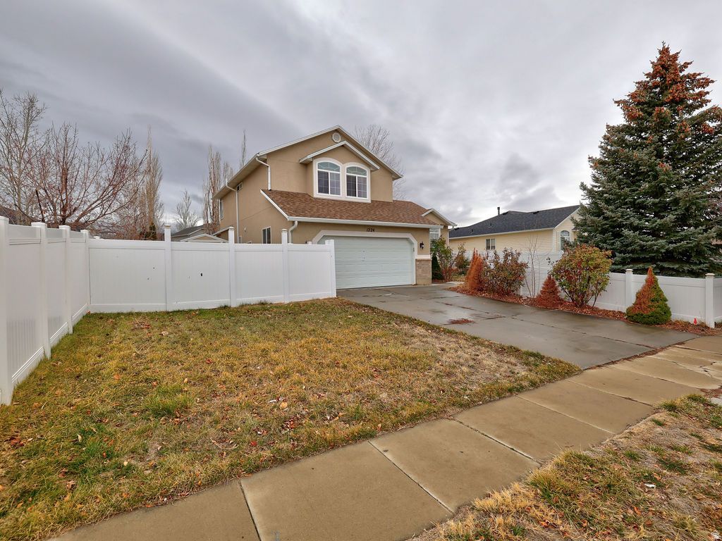 Photo of 1224 E 970 N, Tooele, UT 84074 (MLS # 2138951)