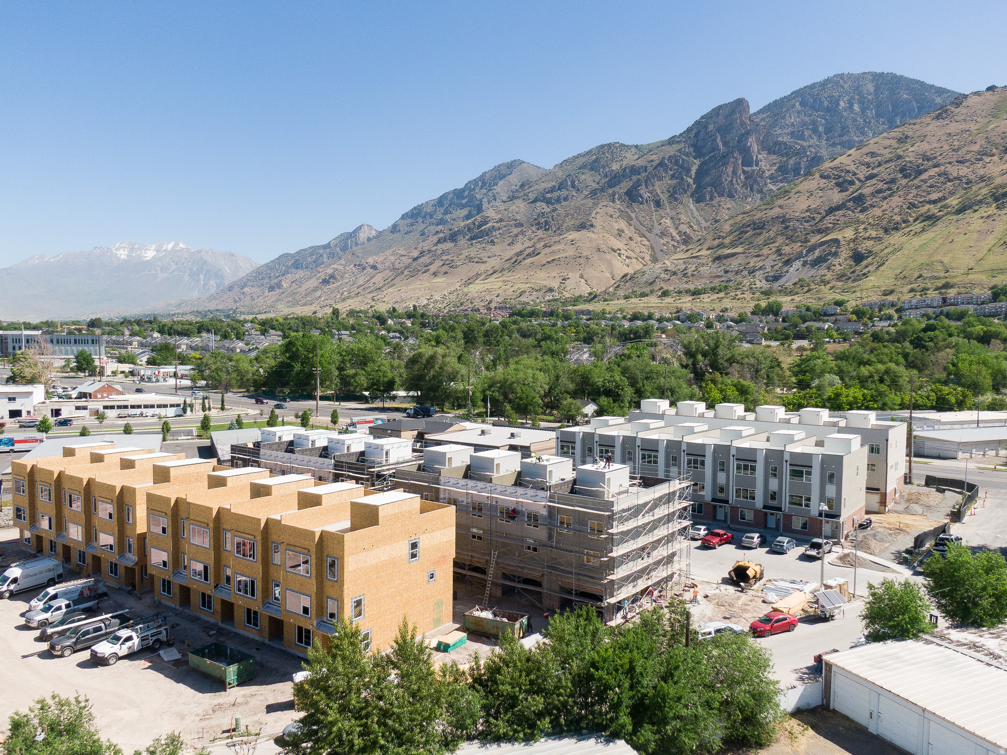 WILLOW CREEK - Residential