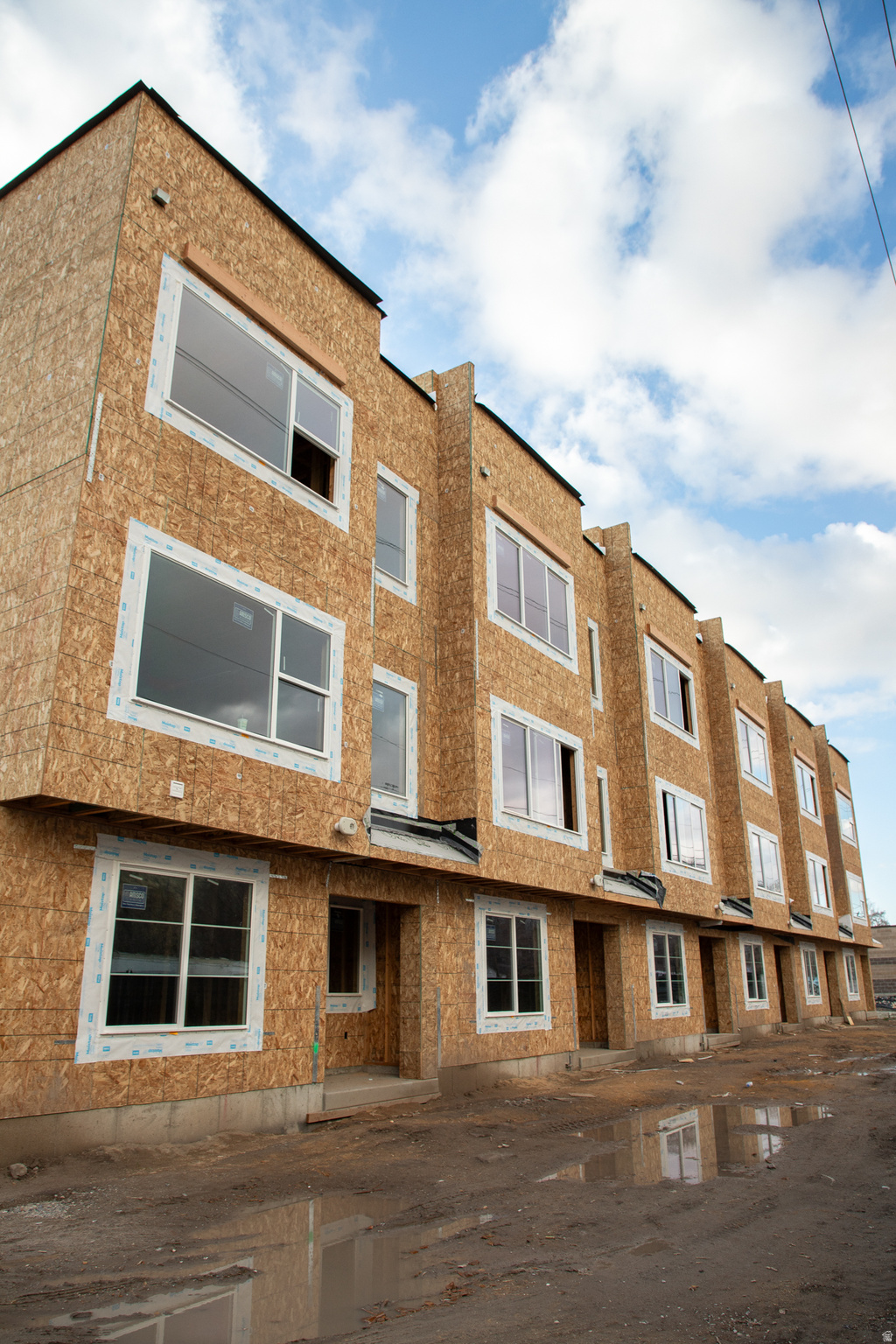 WILLOW CREEK - Residential