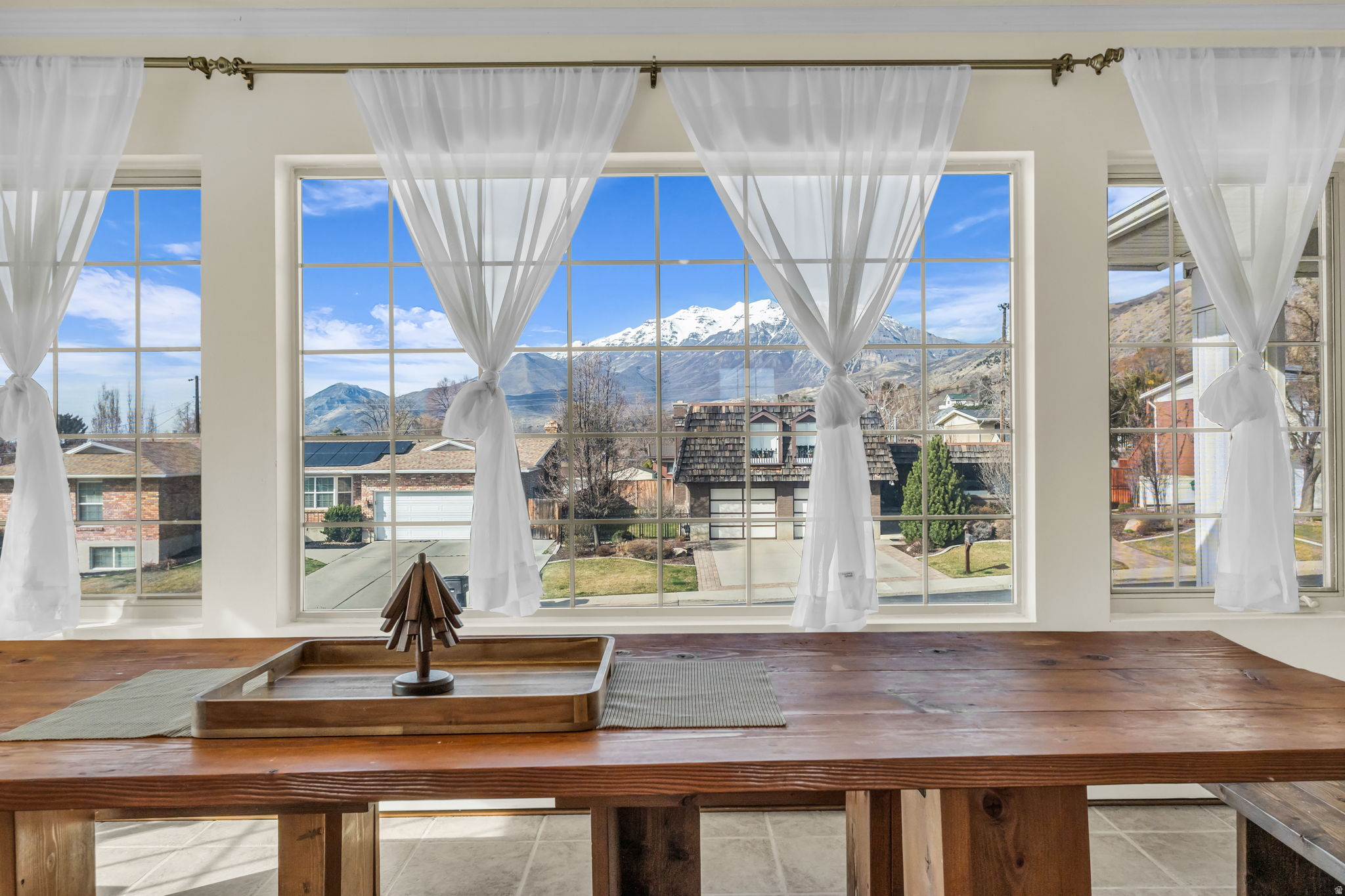 COLONIAL HEIGHTS - Residential