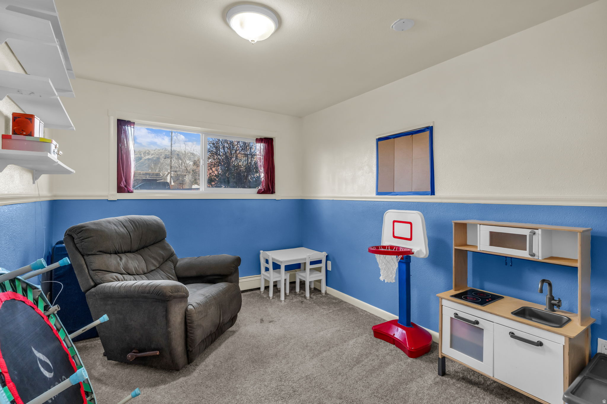 COLONIAL HEIGHTS - Residential