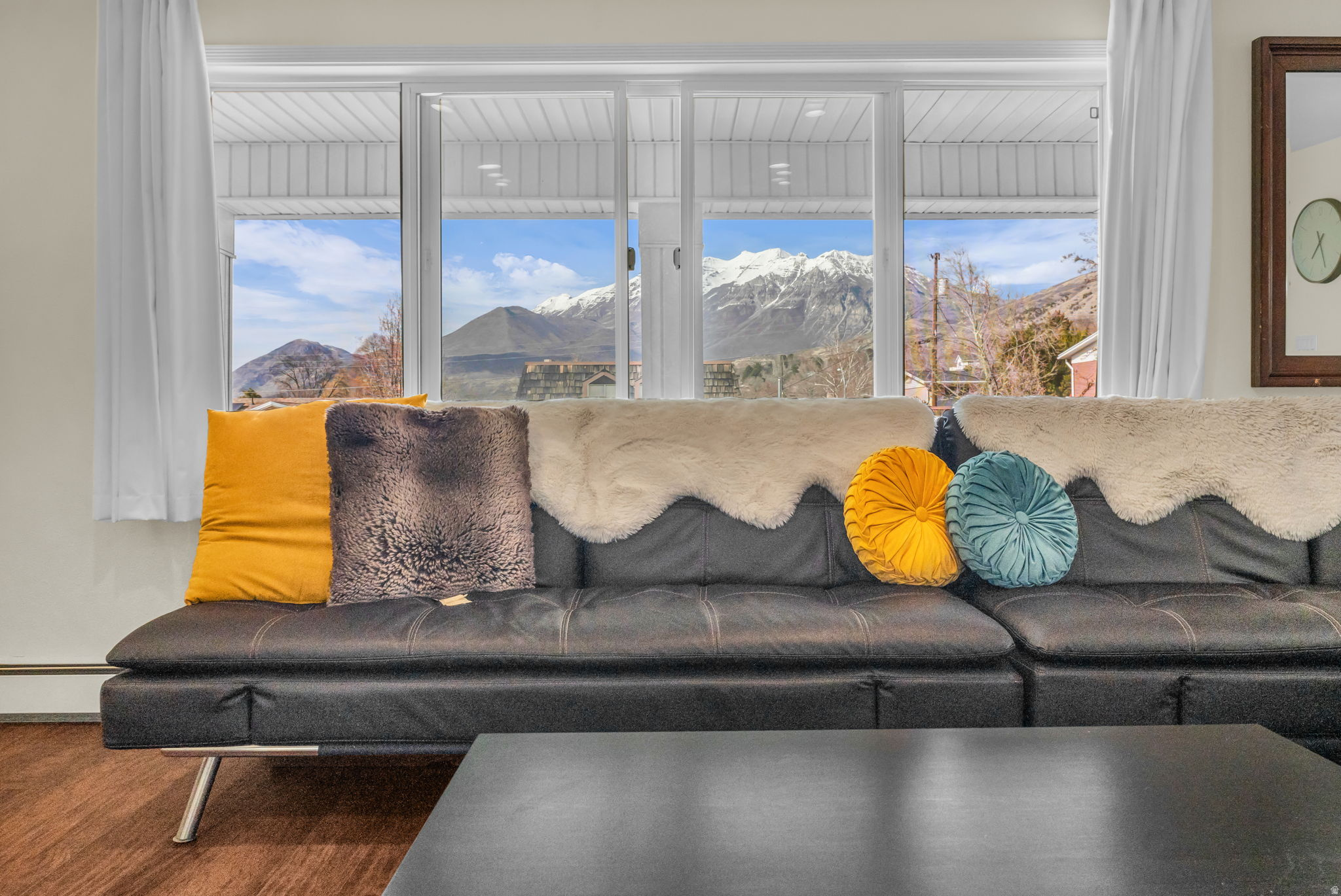 COLONIAL HEIGHTS - Residential