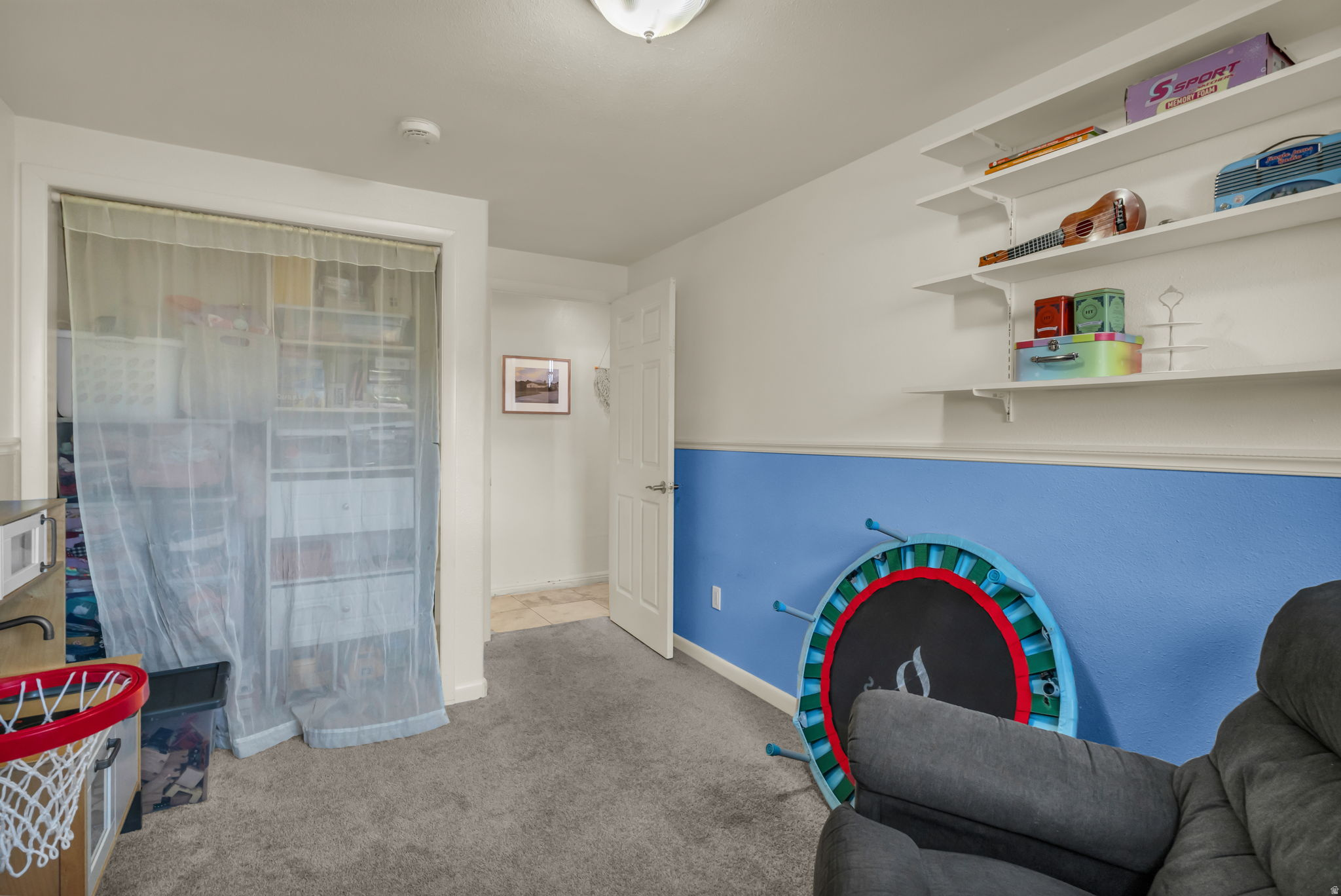 COLONIAL HEIGHTS - Residential