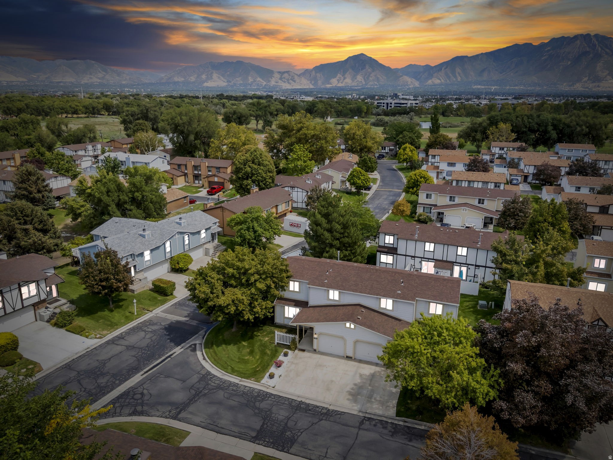 BARRINGTON PARK - Residential