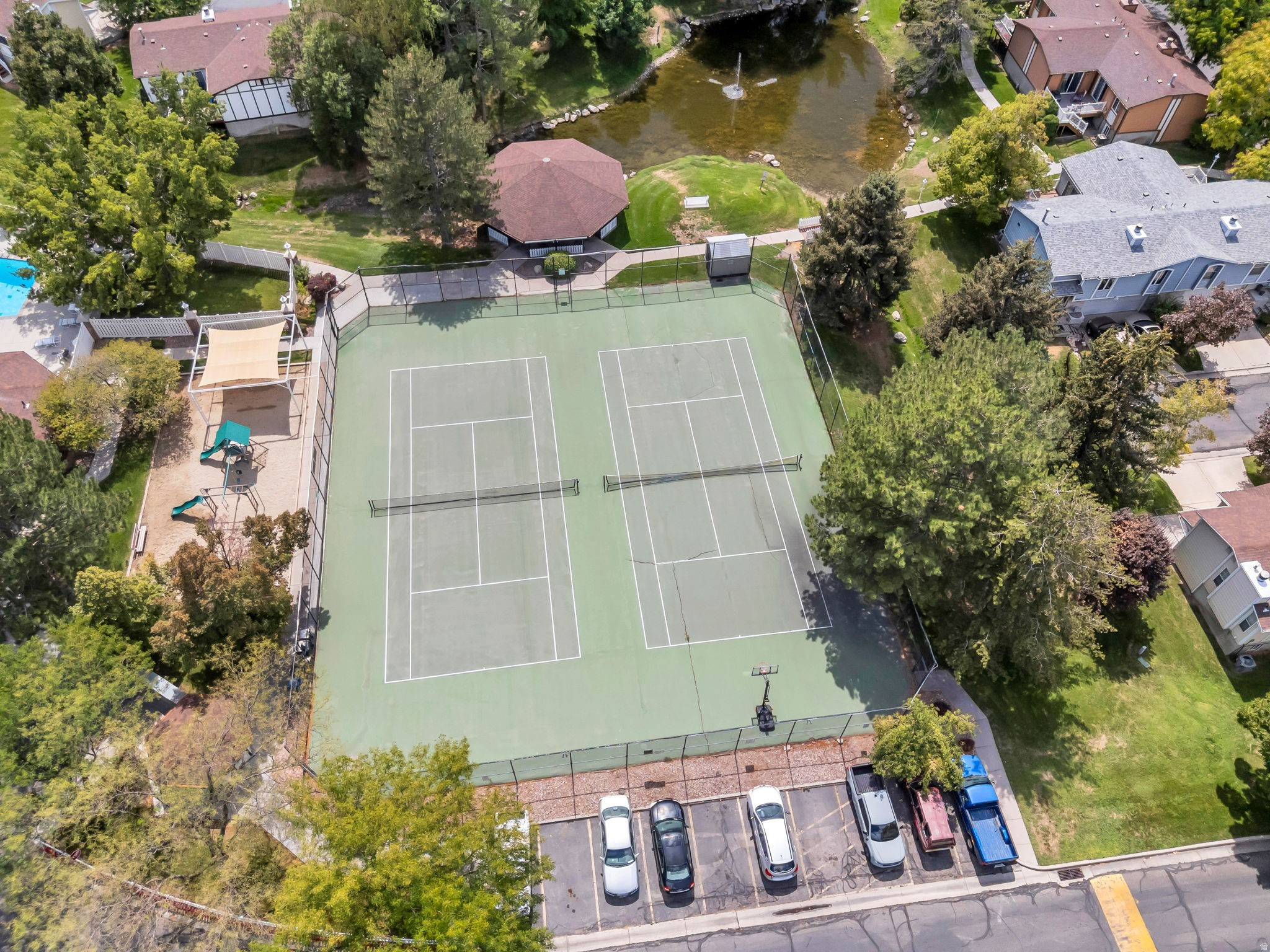 BARRINGTON PARK - Residential