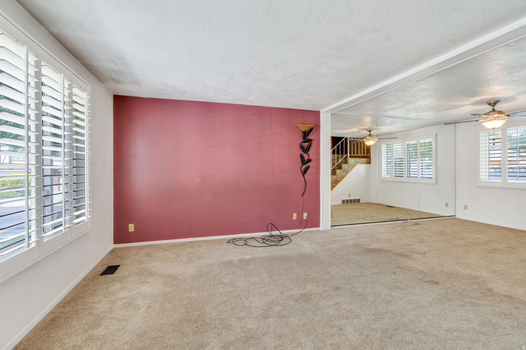 BARRINGTON PARK - Residential