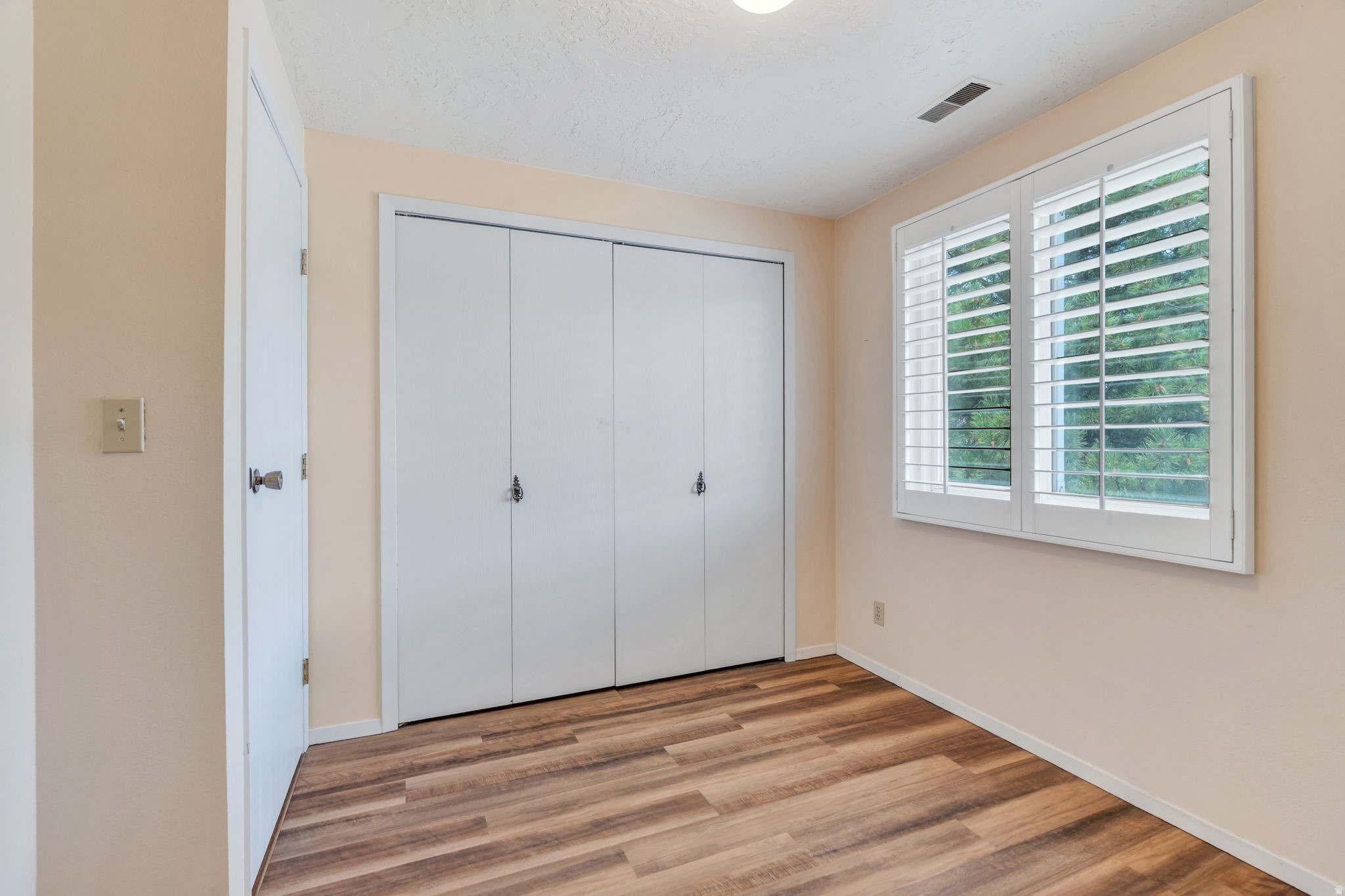 BARRINGTON PARK - Residential