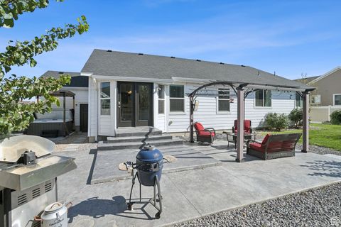 Tiny photo for 3444 S HUNTER SPRING DR W, West Valley City, UT 84128 (MLS # 2116472)