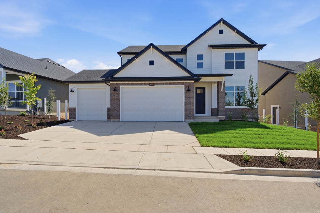 Photo of 1224 E AMARYLLIS WAY, Layton, UT 84040 (MLS # 2182010)