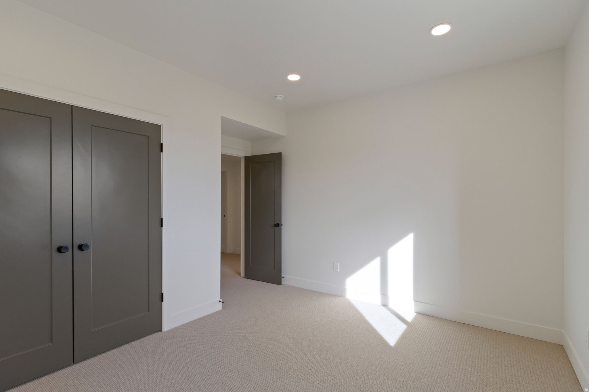 CHESTNUT FARMS - Residential