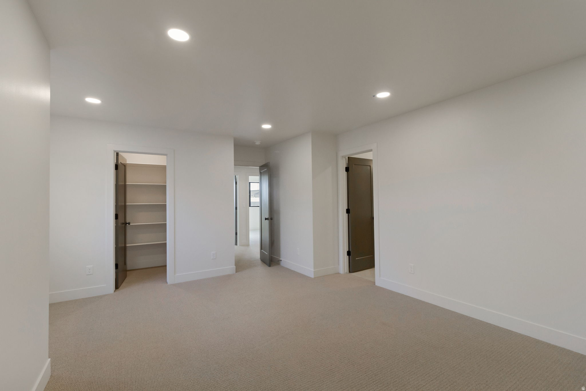 CHESTNUT FARMS - Residential