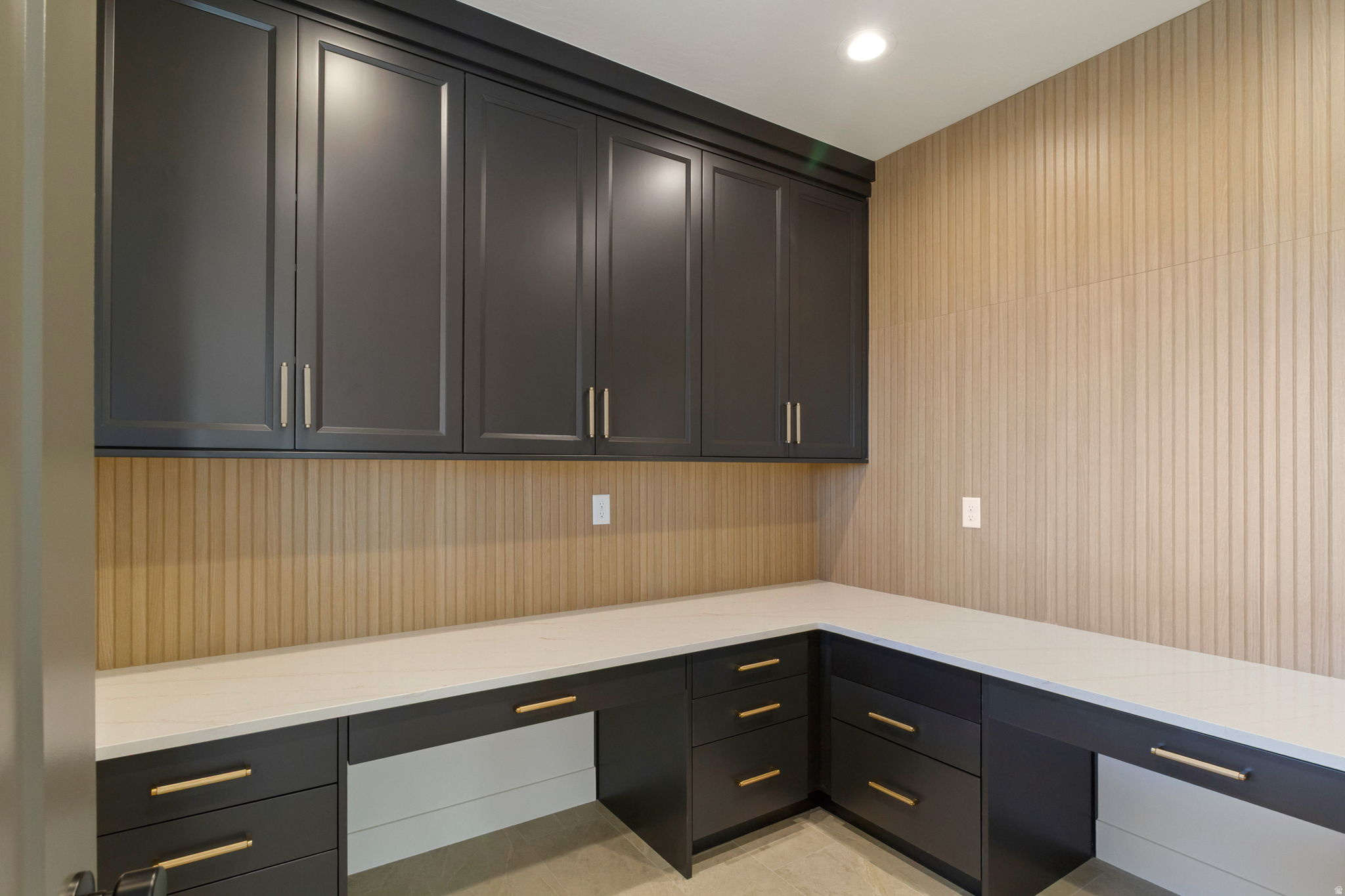 CHESTNUT FARMS - Residential