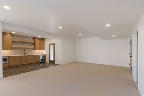 Tiny photo for 538 S 1400 W, Farmington, UT 84025 (MLS # 2144079)