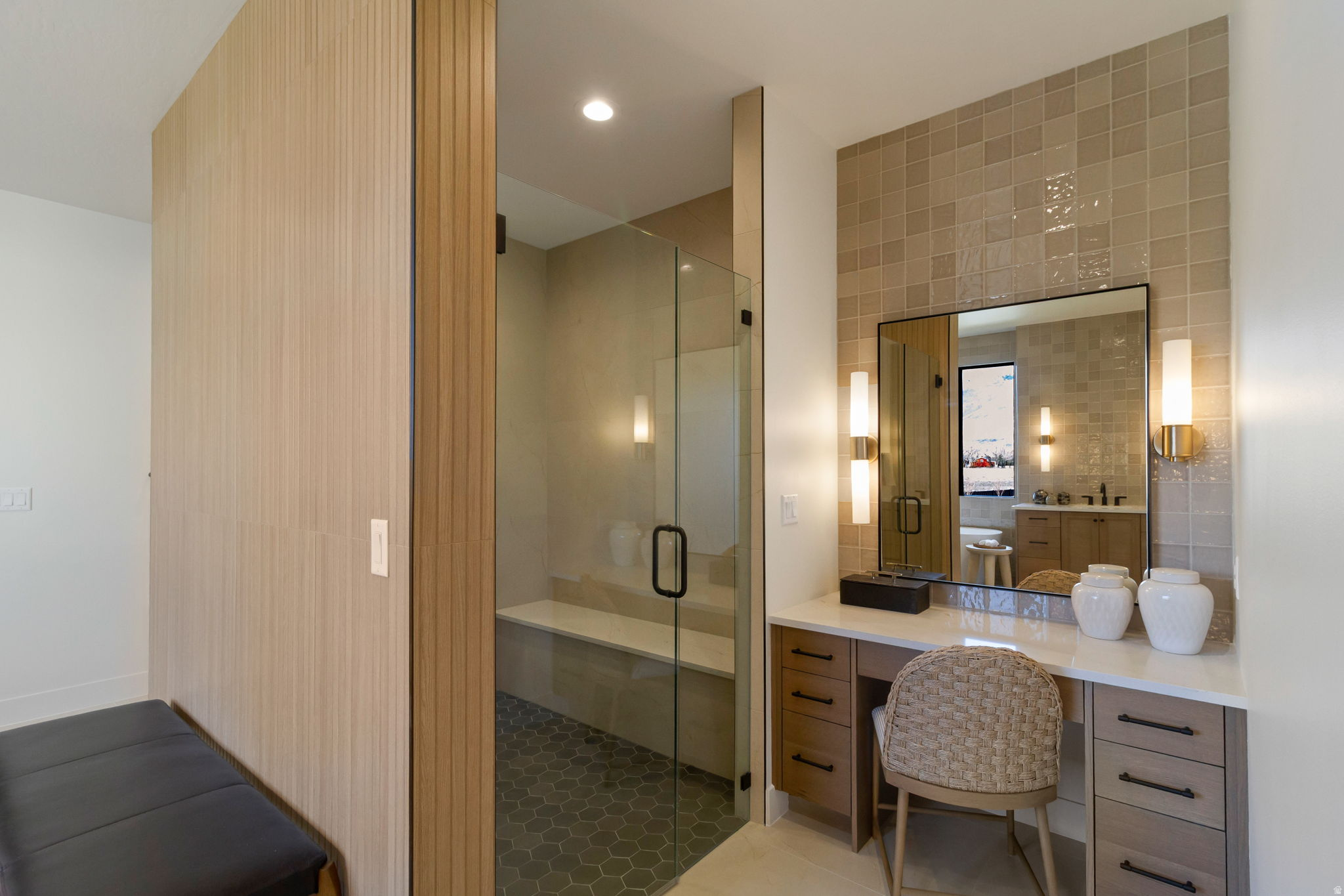 CHESTNUT FARMS - Residential