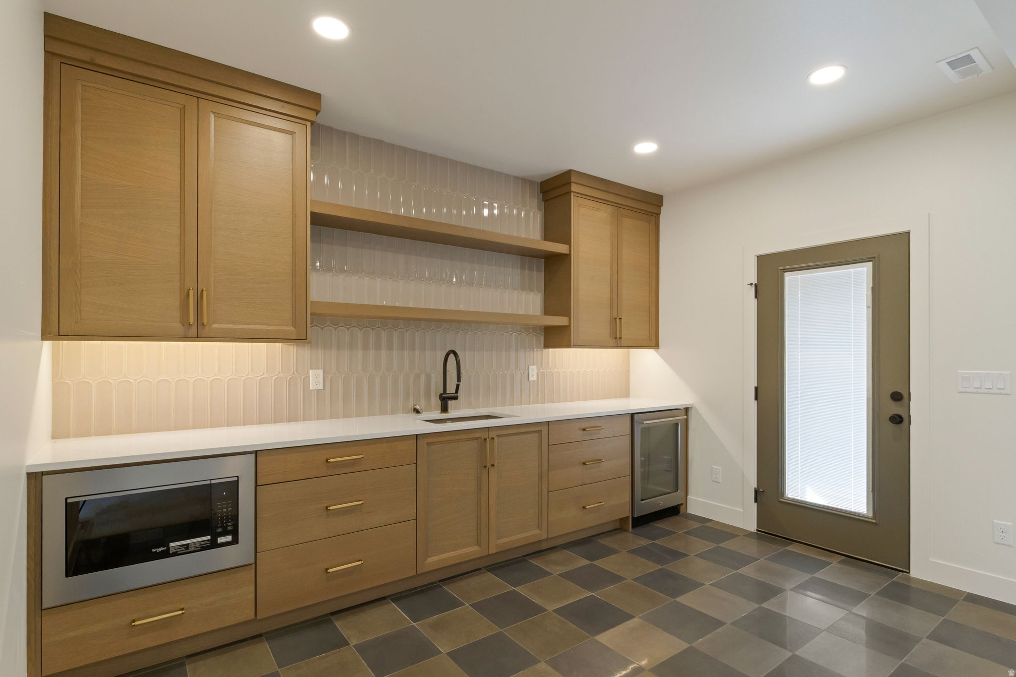 CHESTNUT FARMS - Residential