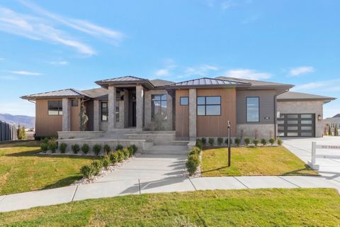 Photo of 538 S 1400 W, Farmington, UT 84025 (MLS # 2144079) Photo of 538 S 1400 W, Farmington, UT 84025 (MLS # 2144079)