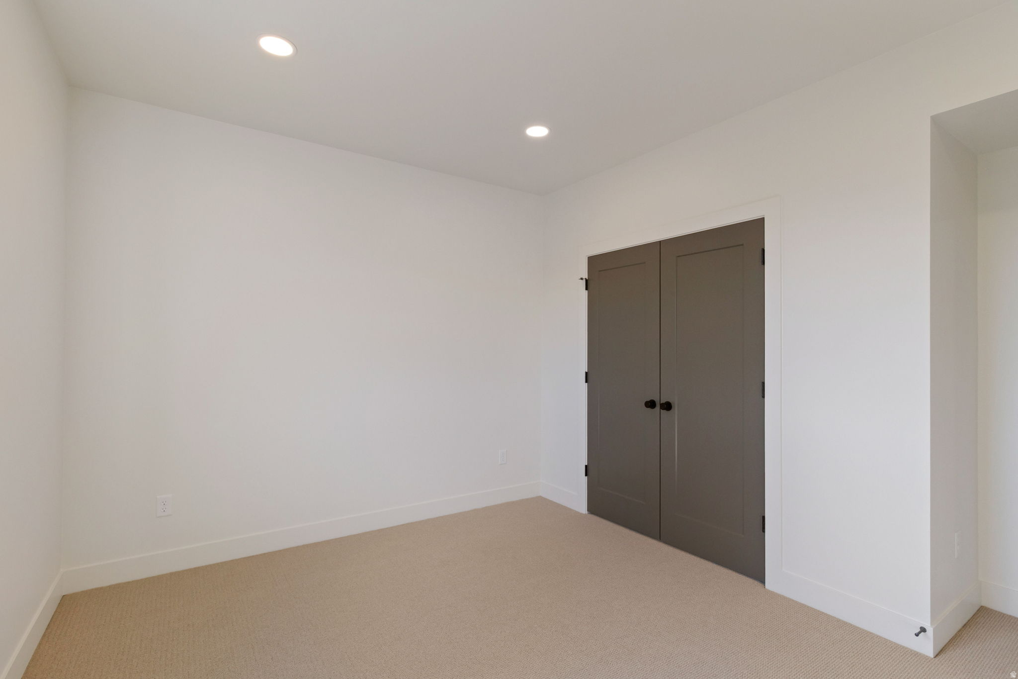 CHESTNUT FARMS - Residential