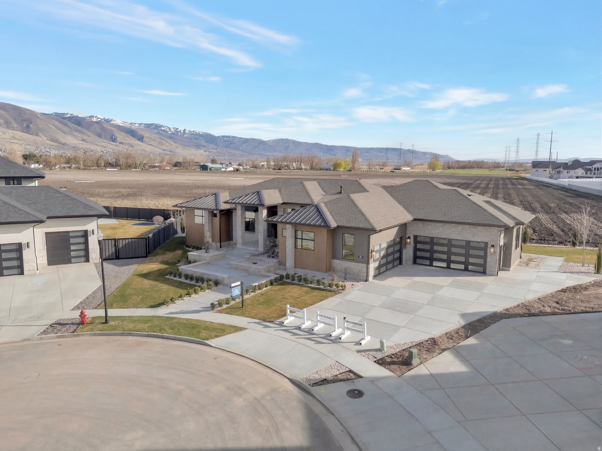 CHESTNUT FARMS - Residential