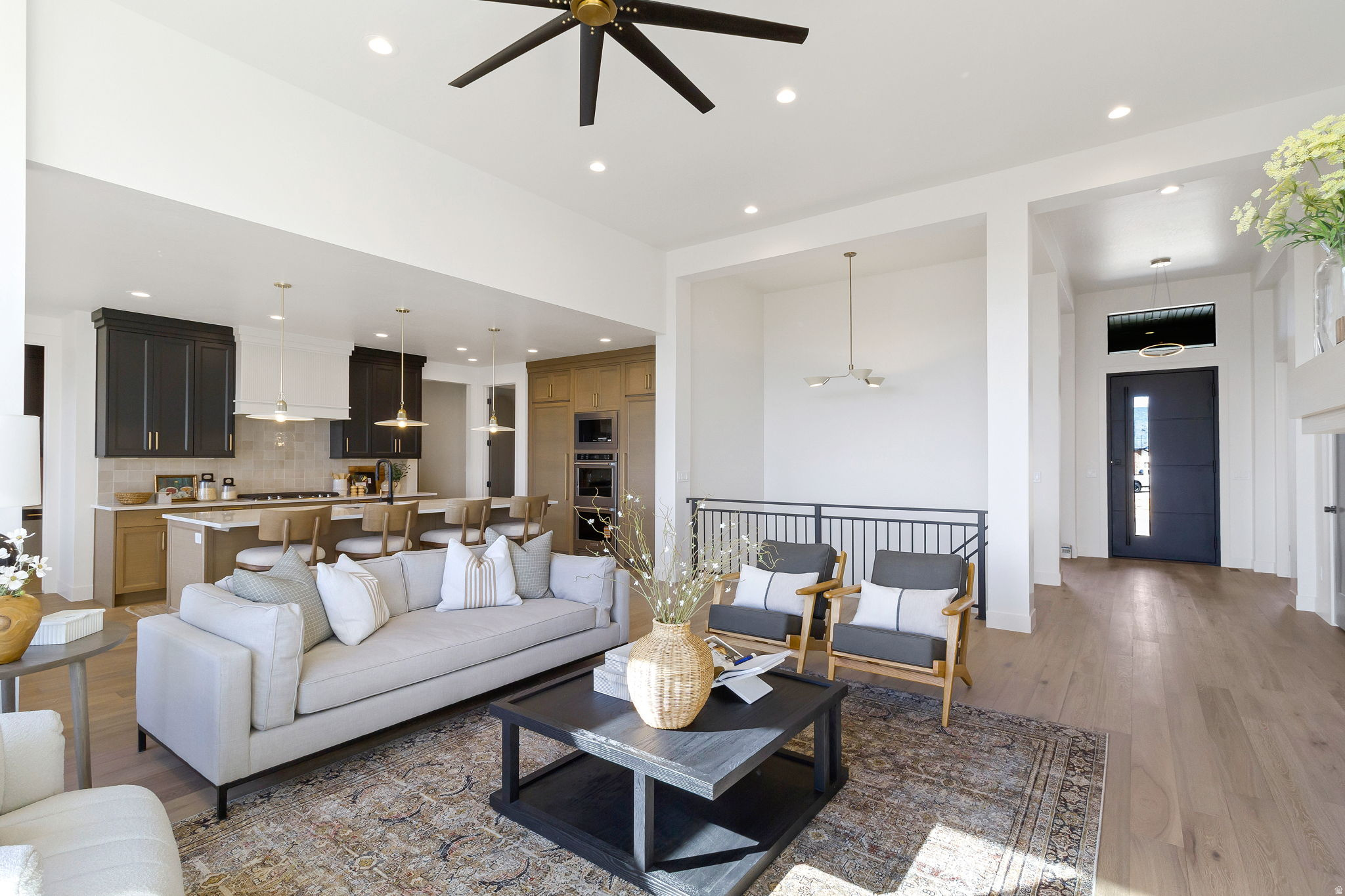 CHESTNUT FARMS - Residential