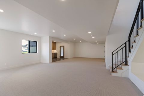 Tiny photo for 538 S 1400 W, Farmington, UT 84025 (MLS # 2144079)