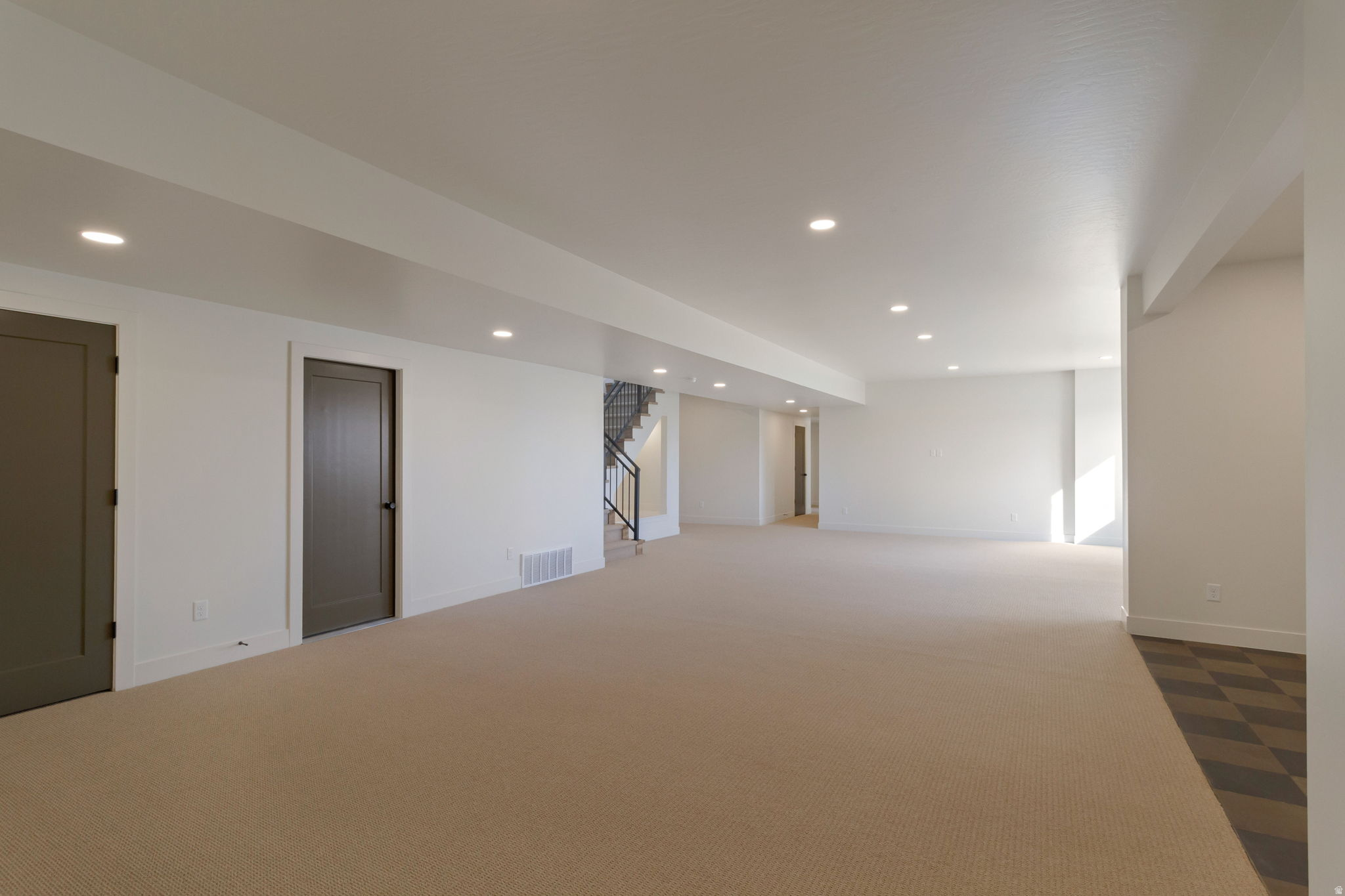 CHESTNUT FARMS - Residential