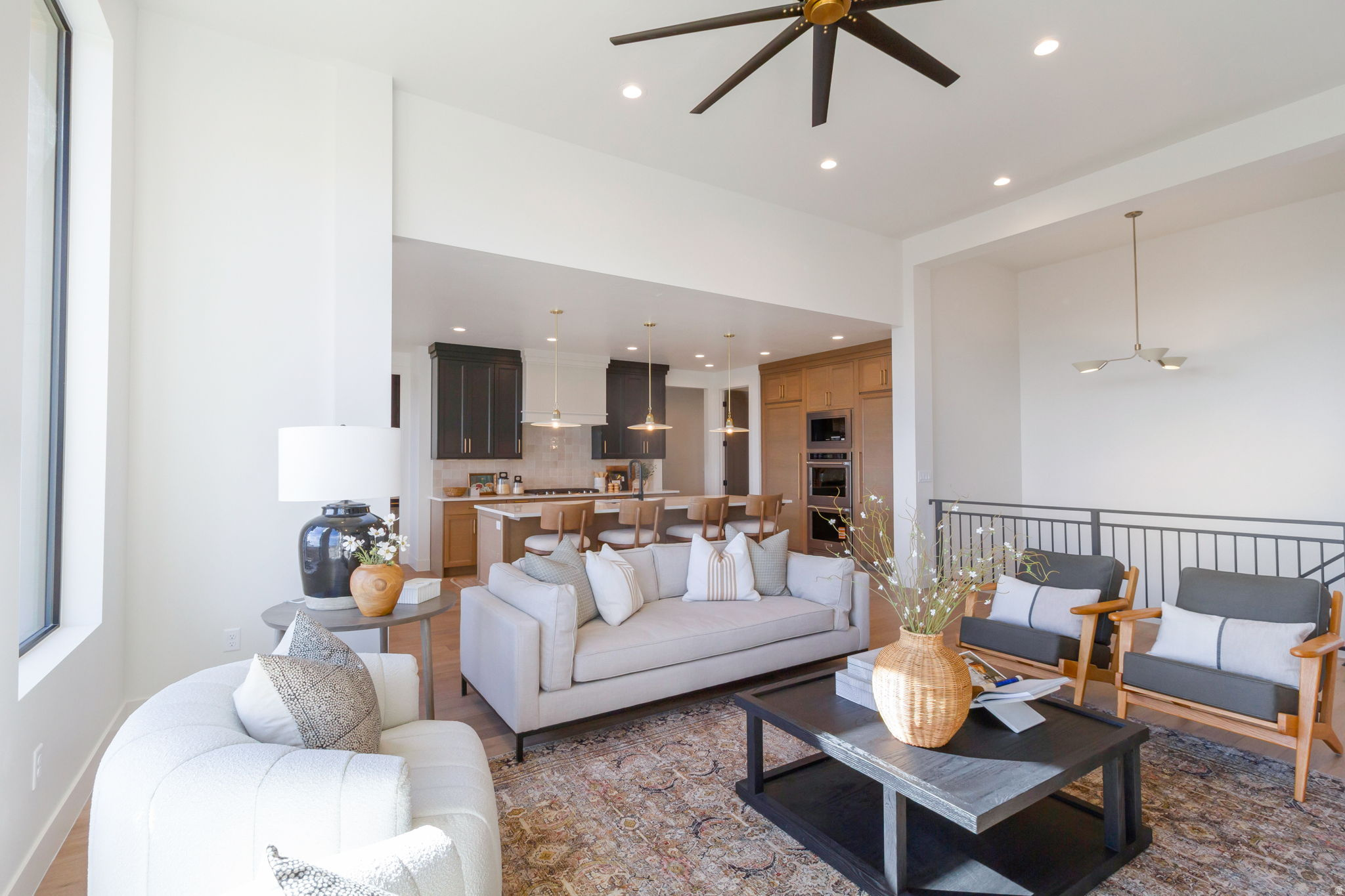 CHESTNUT FARMS - Residential