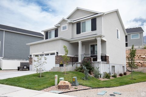 Photo of 1373 S RAINTREE LN, Santaquin, UT 84655 (MLS # 2110782)