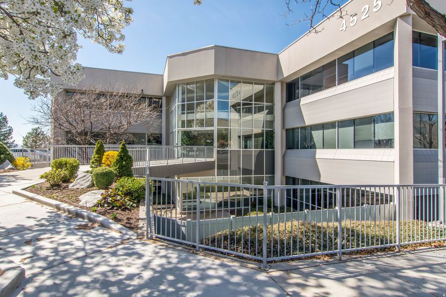 Available:      Suite 100: 3,134 RSF      Suite 110: 1,422 RSF      Suite 160: 1,412 RSF  Two minutes to freeway access on I-215  4/1,000 parking ratio  Free on-site racquetball court  Space available for immediate occupancy