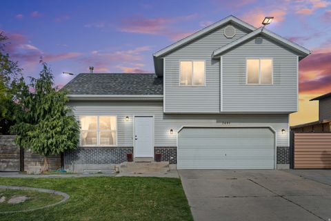 Photo of 3691 S LONE STAR CIR, Magna, UT 84044 (MLS # 2154712)