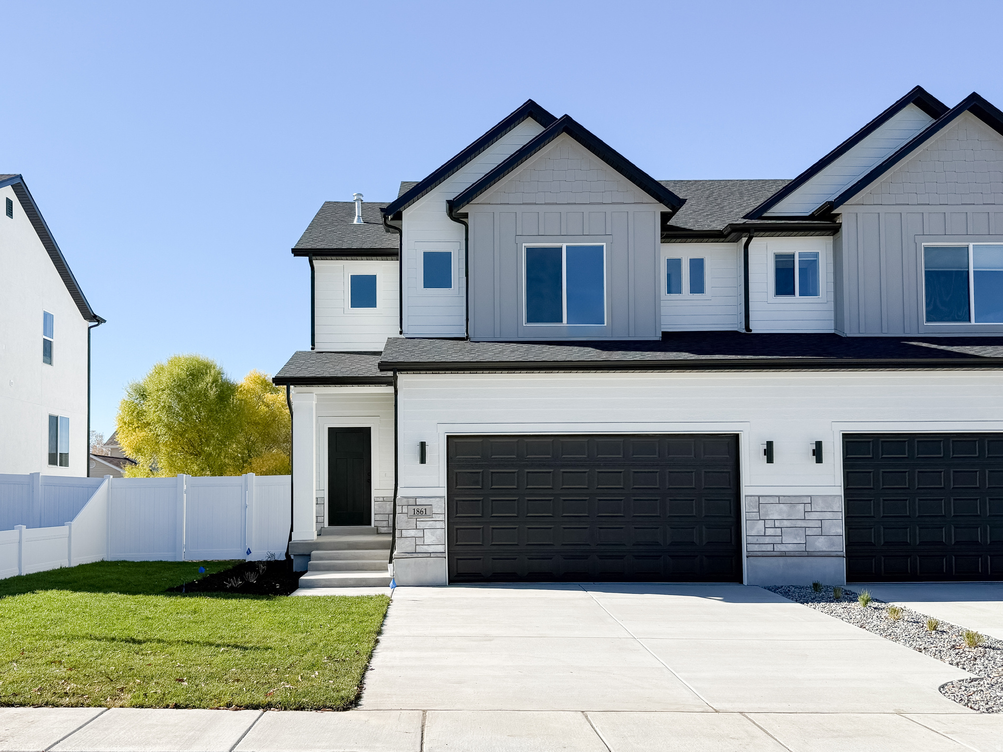 OVERLAKE ESTATES - Residential Income