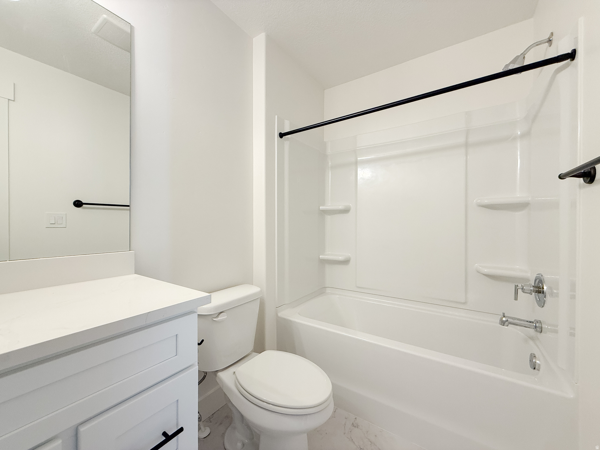 OVERLAKE ESTATES - Residential Income