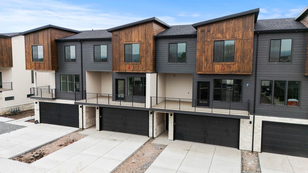 Photo of 5865 N JEEDER DR, Mountain Green, UT 84050 (MLS # 2141907)