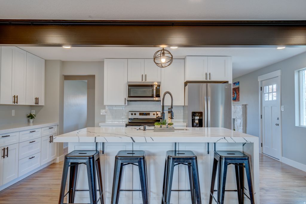 Photo of 423 W 700 N ST N, American Fork, UT 84003 (MLS # 2140712)