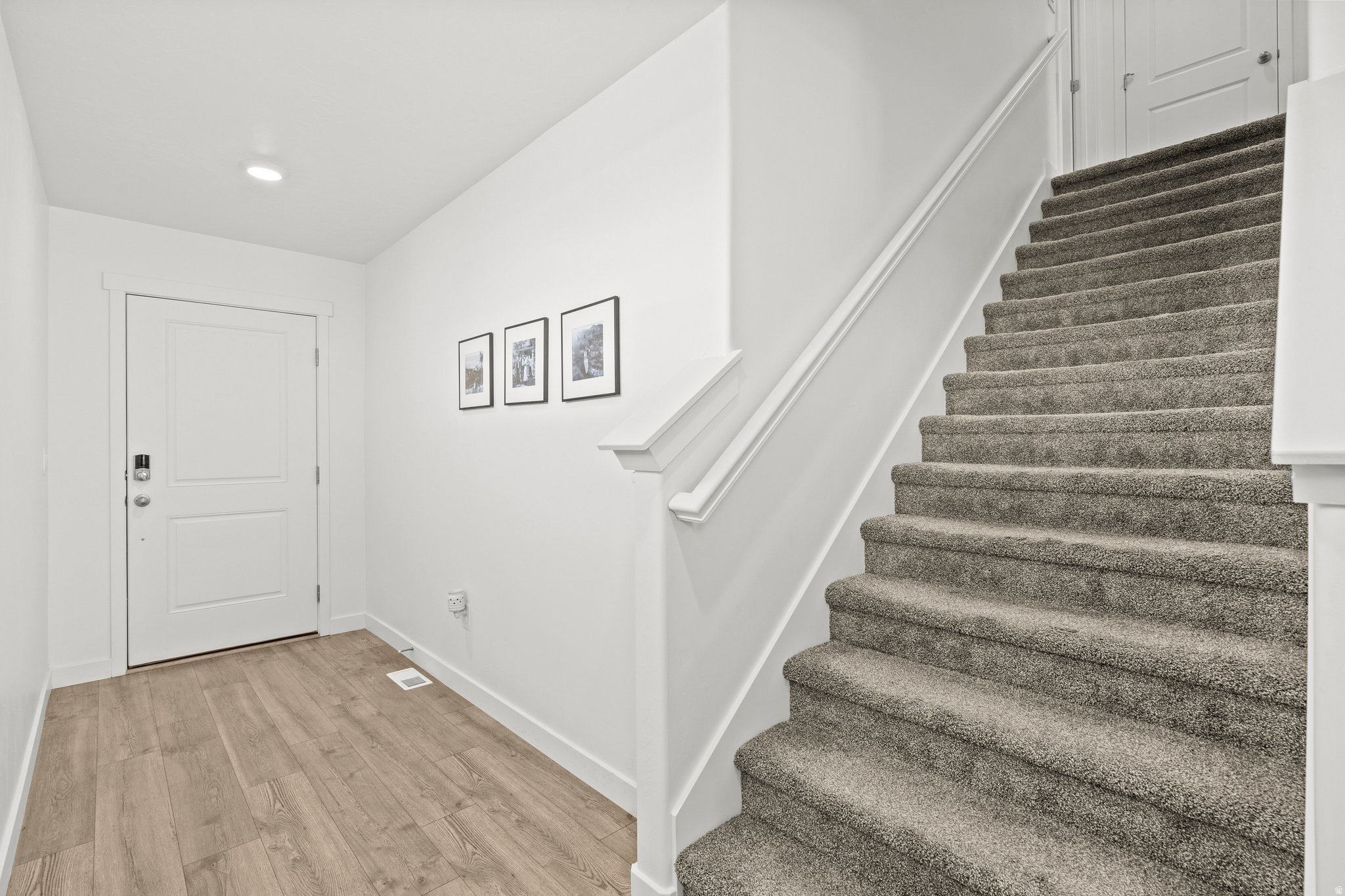 LITTLE VALLEY GATEWA - Residential