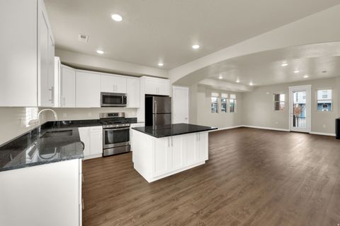 Tiny photo for 11464 S LAKE RUN RD, South Jordan, UT 84009 (MLS # 2124043)