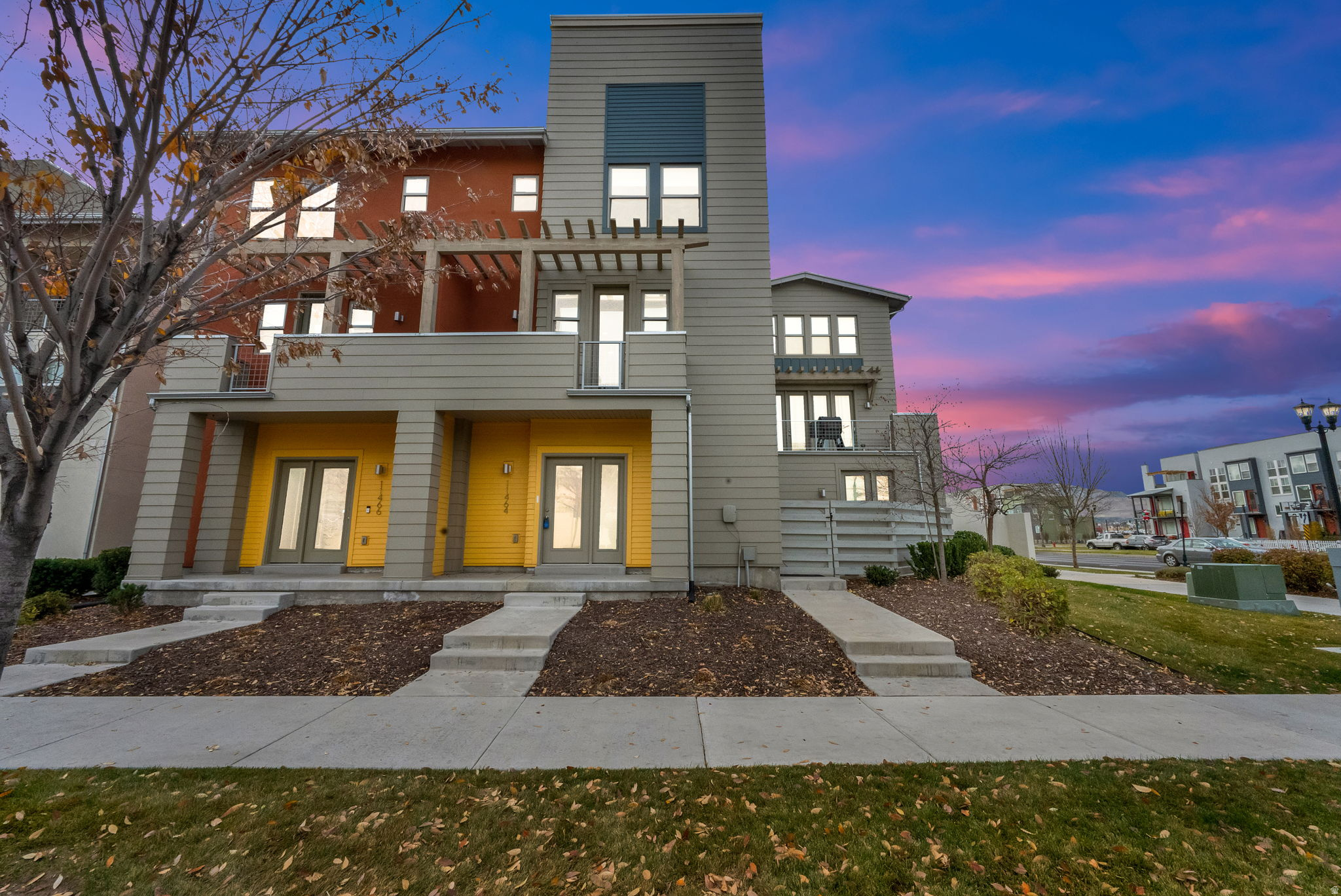 PARKWAY STATION - Residential