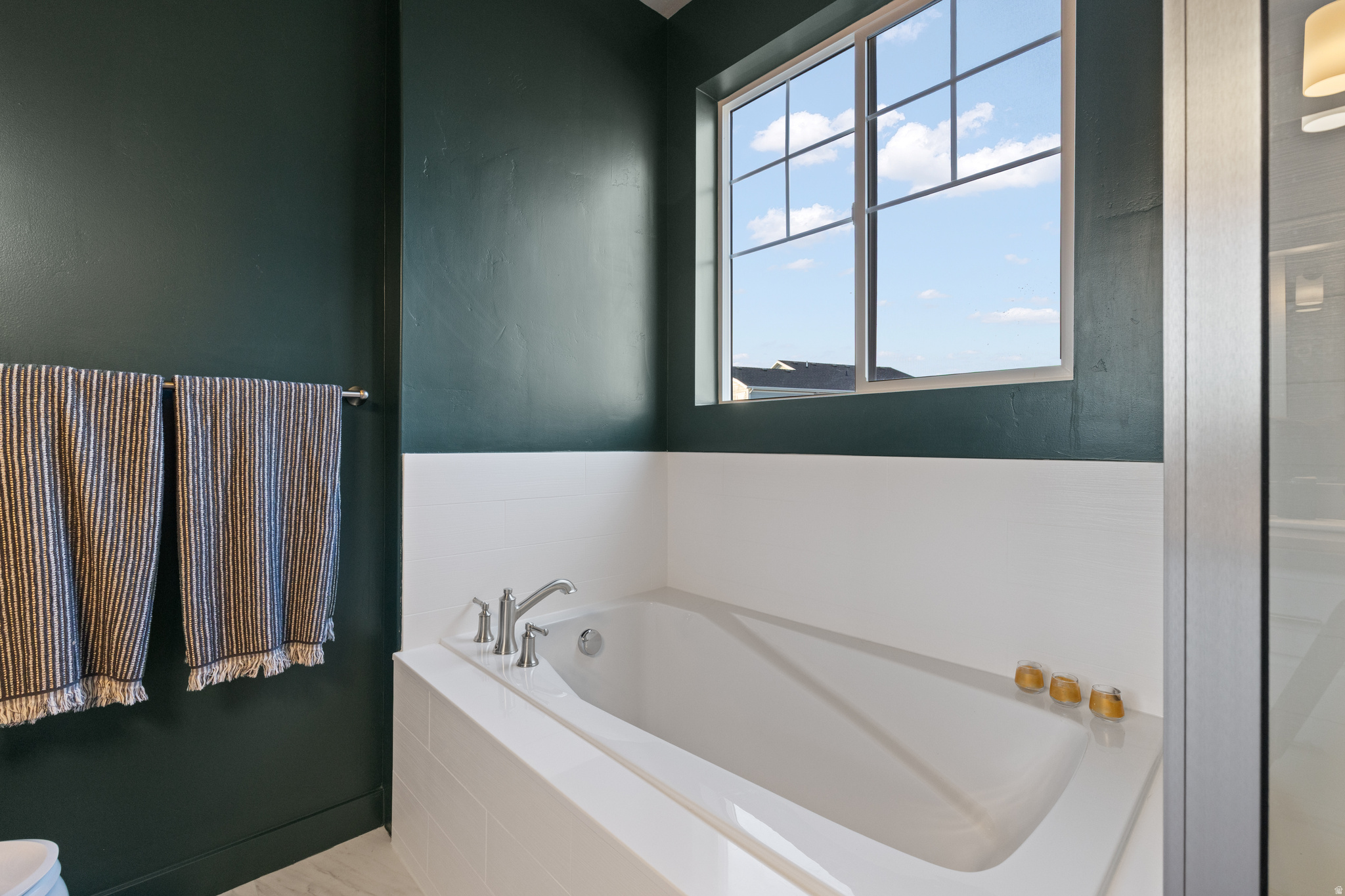 COTTAGES AT OLD FARM - Residential