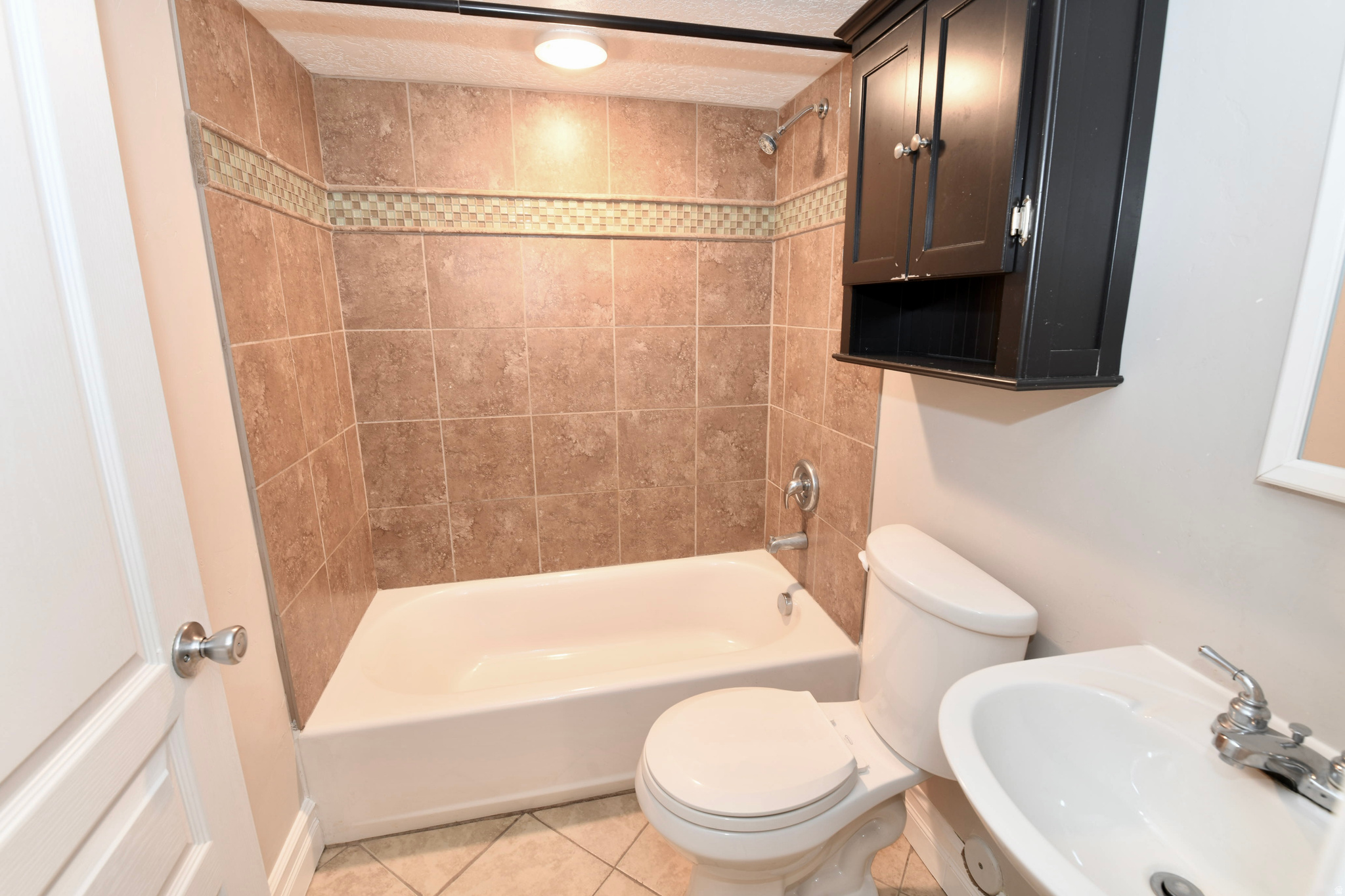 HARVEST HOMES - Residential