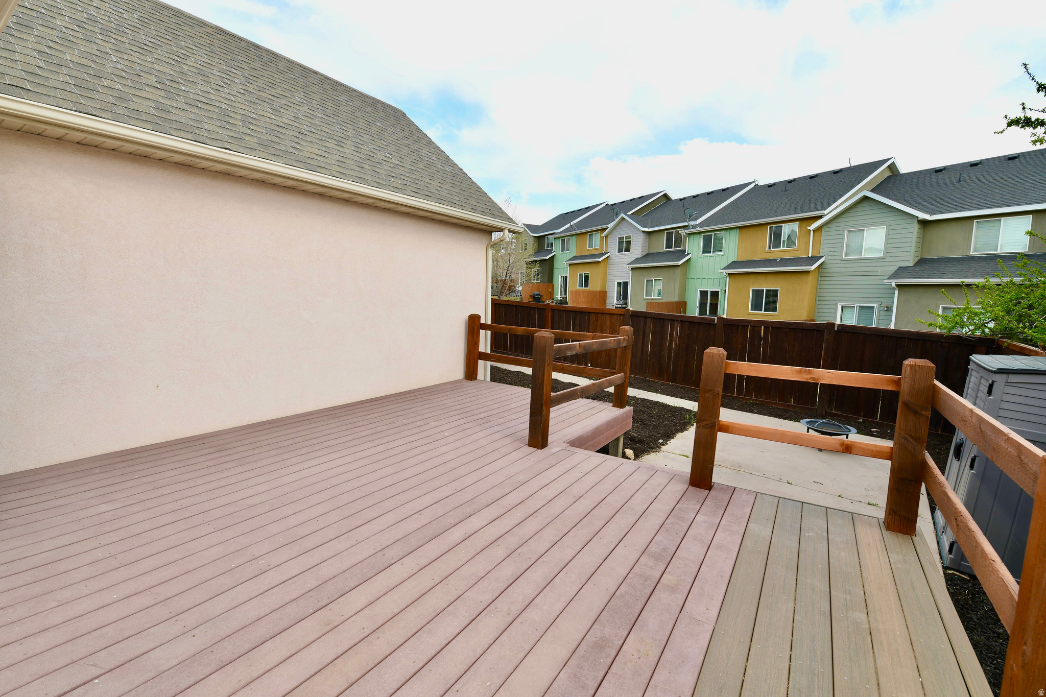 HARVEST HOMES - Residential